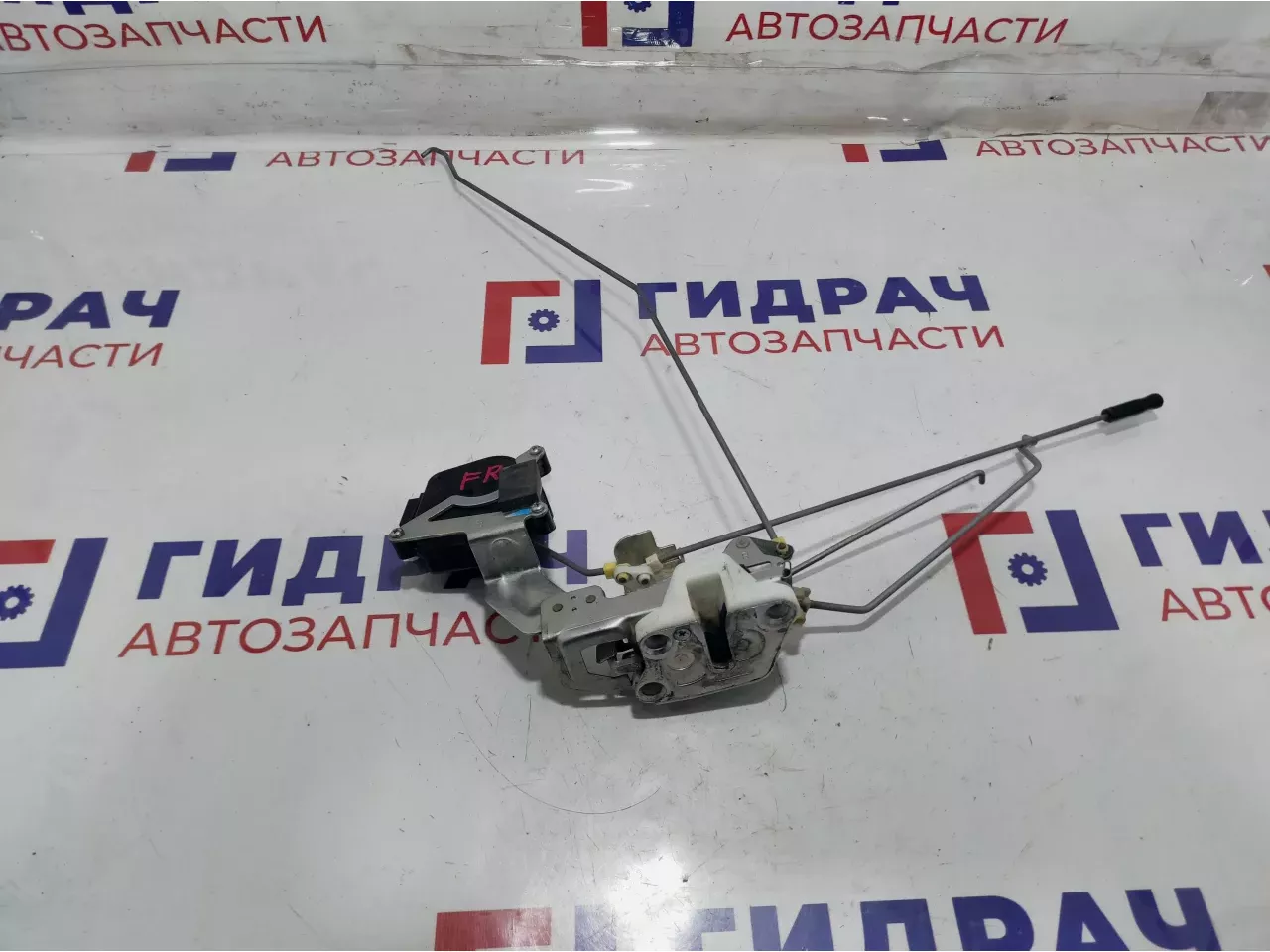 Замок двери передней правой Chevrolet Spark 96601559.